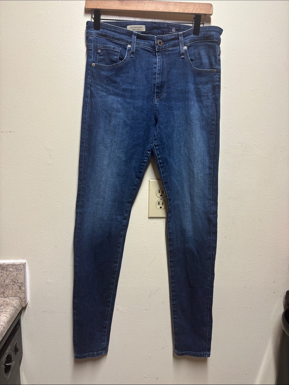 AG The Farrah Skinny High Rise Skinny Jeans